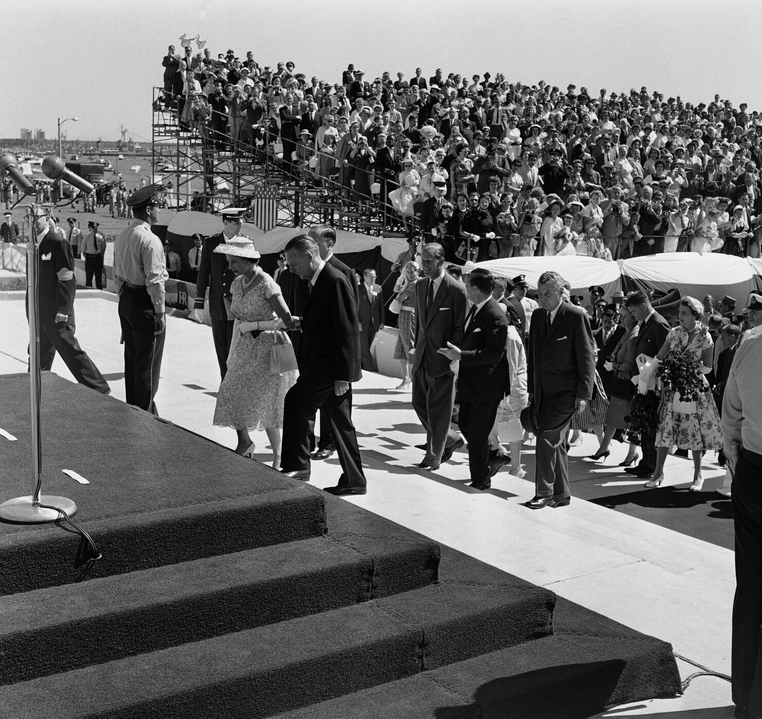 Queen Elizabeth II In The US 1959